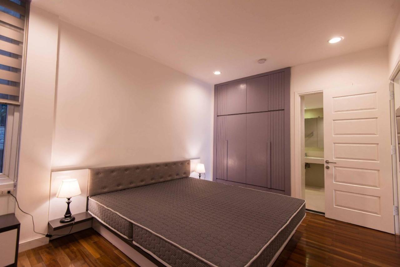 Luxe Paradise 9 Quang Khanh Apartment *